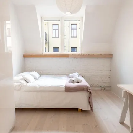 Apartment Poista 2ndhomes Stunning And Luminous 2br Loft House W Sauna In Eira Helsinki